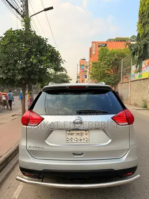 Nissan X-Trail Full package 2015