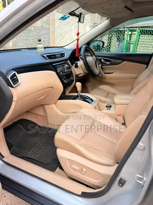 Nissan X-Trail Full package 2015