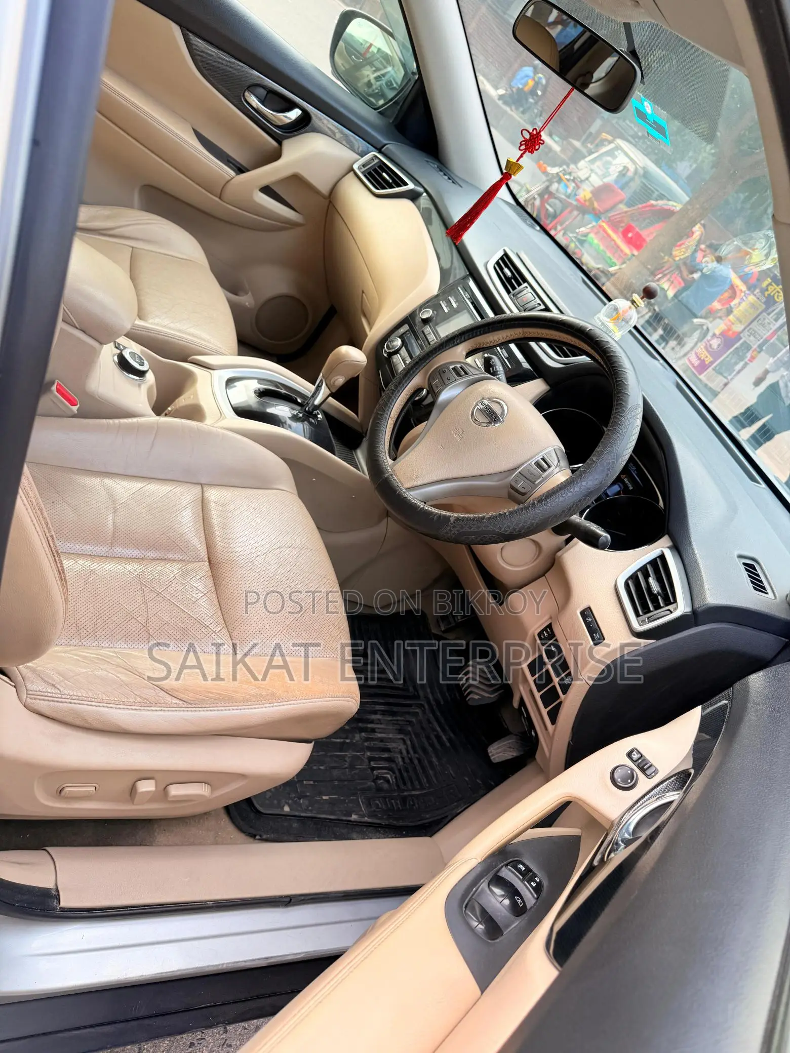 Nissan X-Trail Full package 2015