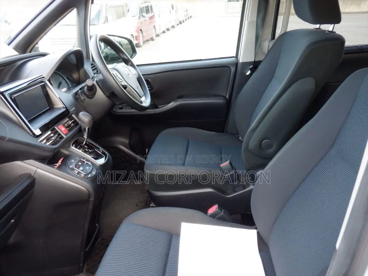 Toyota Noah X Package 2020