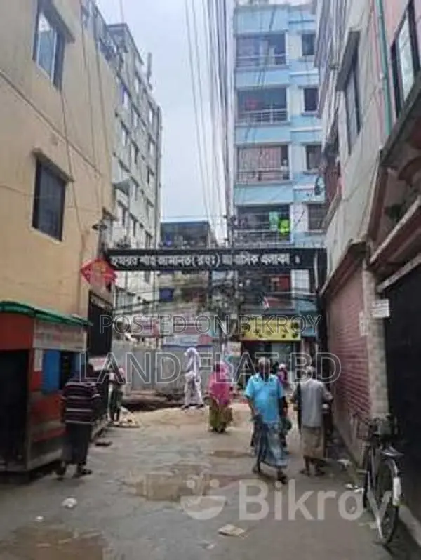 2500 sq ft duplex flat for sale at Rayer Bazar near Dhanmondi