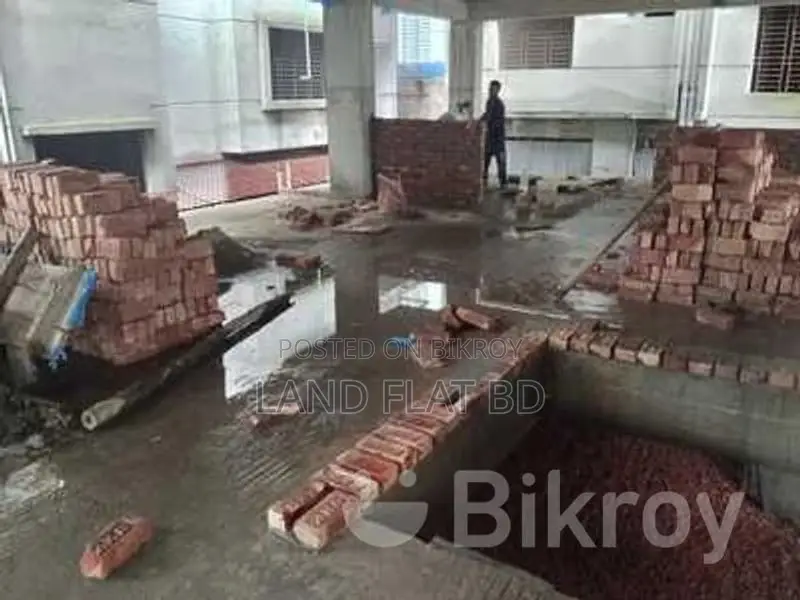 2500 sq ft duplex flat for sale at Rayer Bazar near Dhanmondi