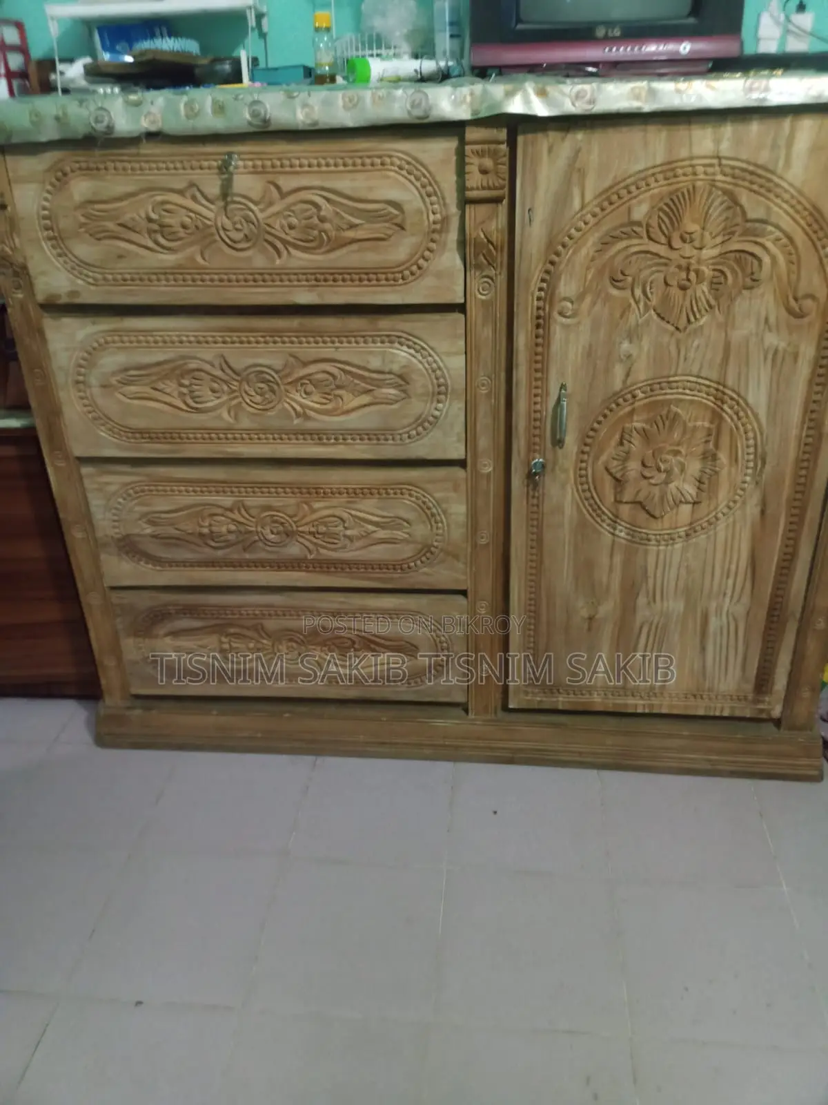 সেগুন কাঠের ওয়াড্রব