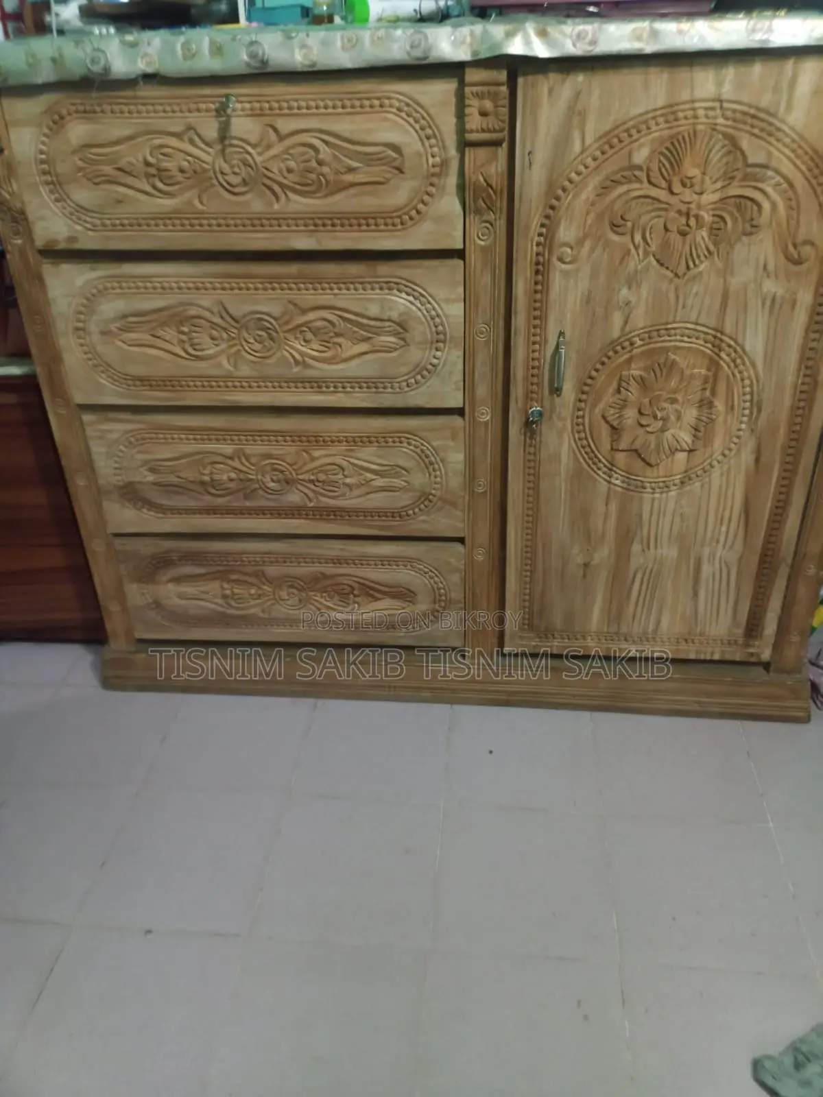 সেগুন কাঠের ওয়াড্রব