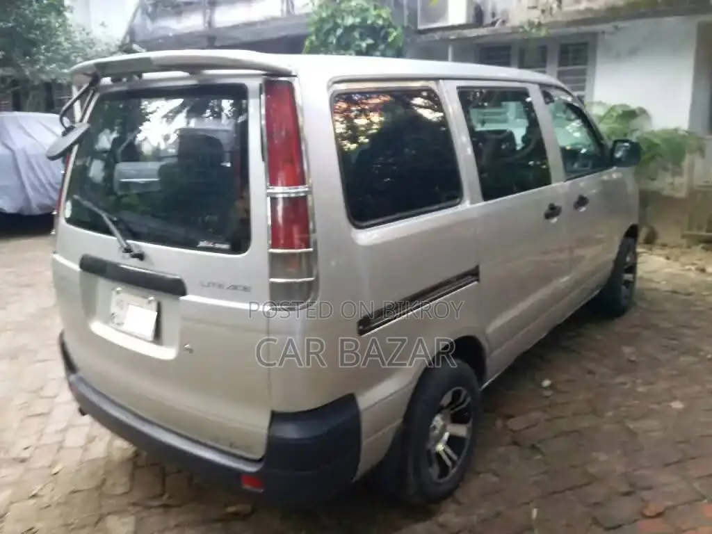 টয়োটা নোয়া কেআর৪২ জিএল সিলভার ২০০৪
