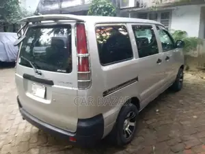 টয়োটা নোয়া কেআর৪২ জিএল সিলভার ২০০৪
