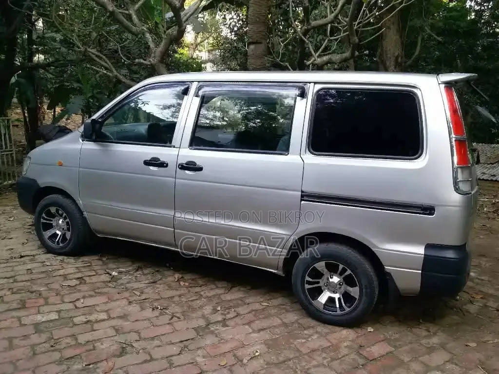 টয়োটা নোয়া কেআর৪২ জিএল সিলভার ২০০৪