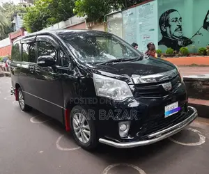 টয়োটা নোয়া এক্স স্মার্ট প্যাকেজ পুশ ২০১১