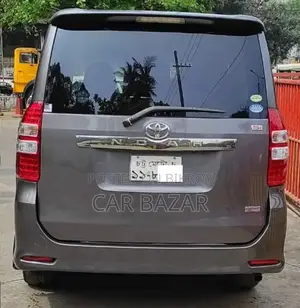 টয়োটা নোহা এক্স স্মার্ট মাল্টি ভালভ ২০১৩