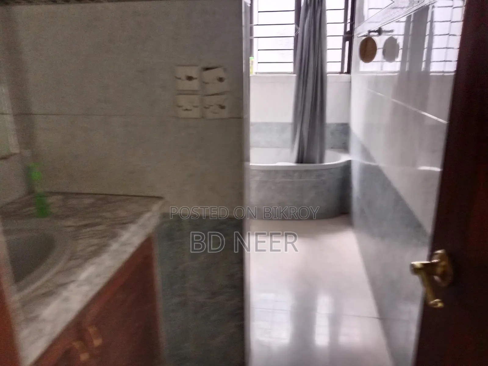 Exclusive fully furnish 4 bed Room apt rent in Gulshan