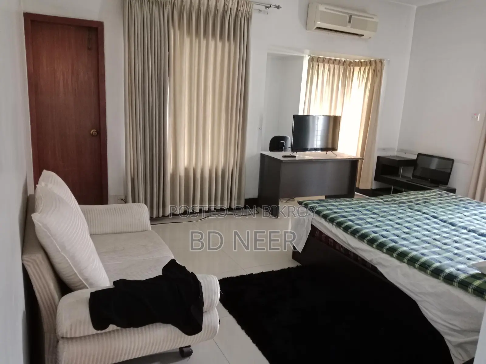 Exclusive fully furnish 4 bed Room apt rent in Gulshan