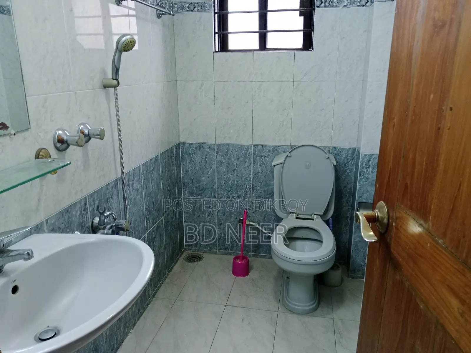 Exclusive fully furnish 4 bed Room apt rent in Gulshan