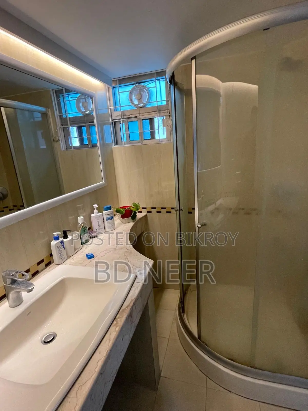 Beautiful looking 3 Bed room apt rent in Gulshan 2