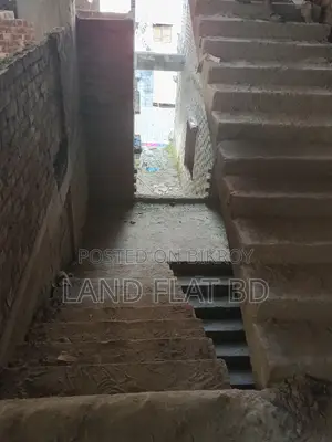 NORTH FACING FLAT FOR SALE 1400 SFT