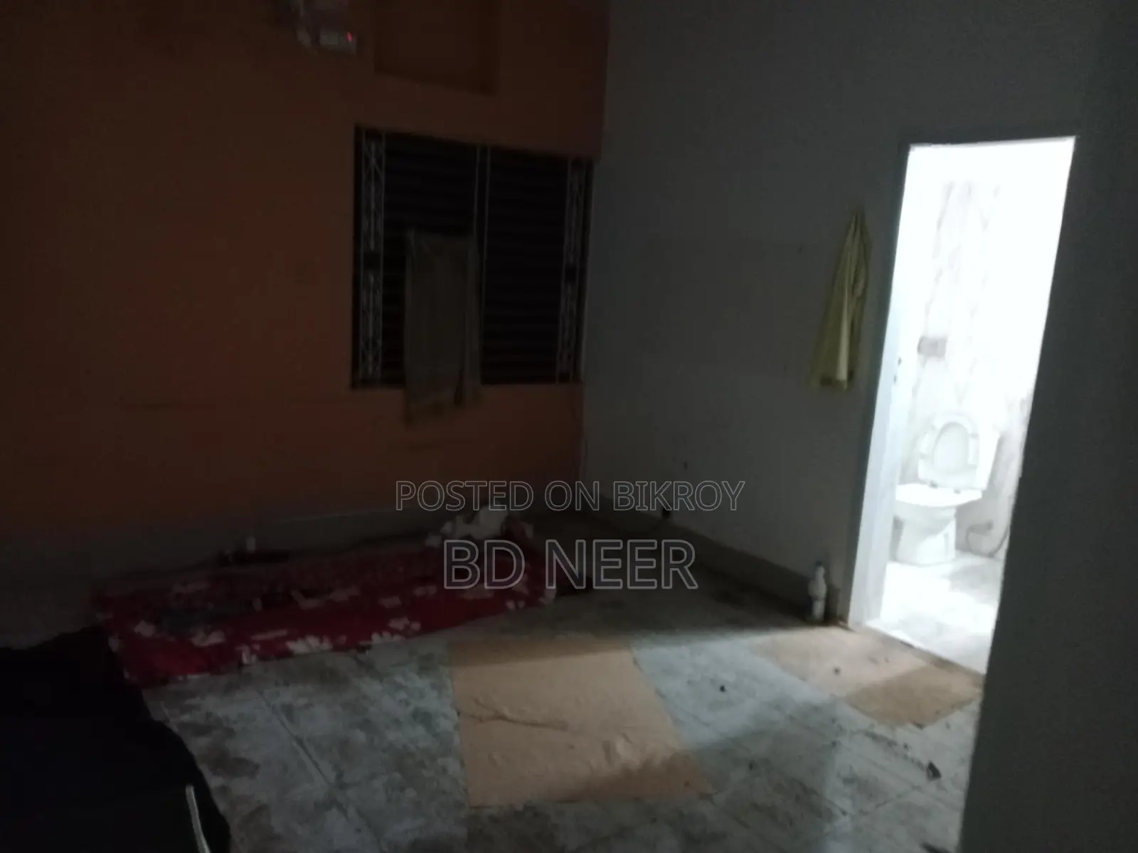 indipendent 3 stores house 10+ room available in Gulshan 2