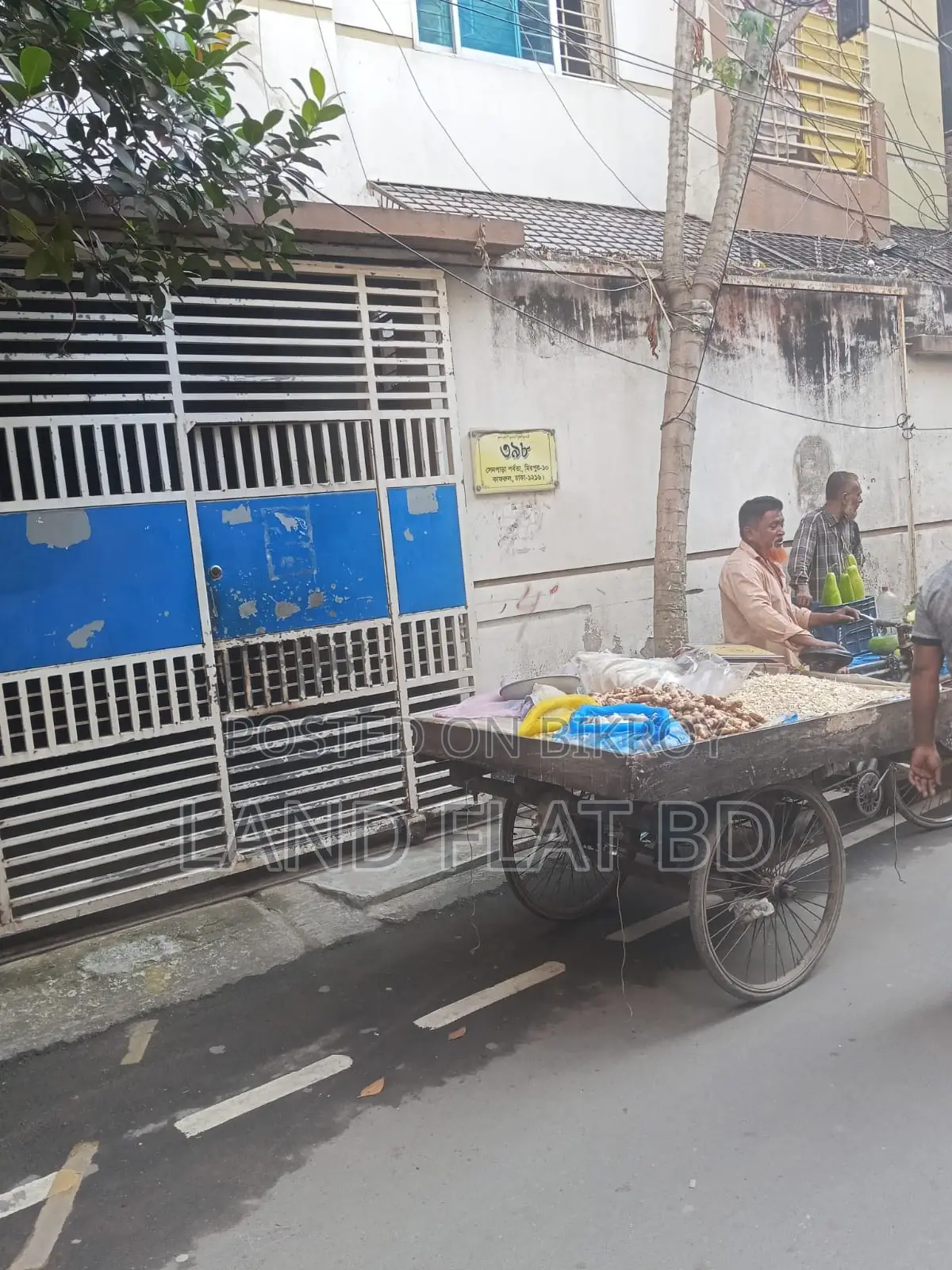 South-Facing + Titas Gas Kazipara Paved Road 3.5 Katha House for Sale