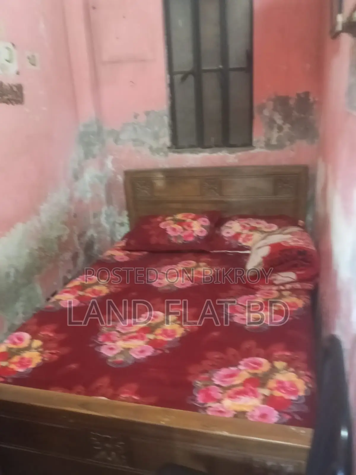 South-Facing + Titas Gas Kazipara Paved Road 3.5 Katha House for Sale
