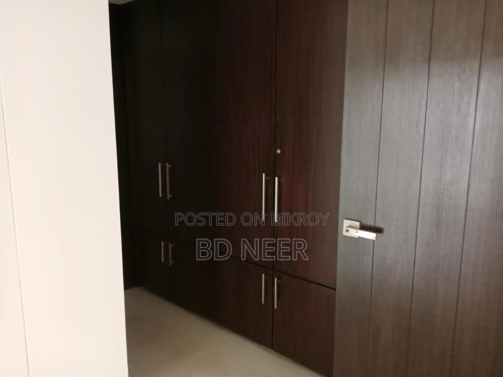 lake view 3000 sft 3 Bed room apt available in Gulshan 2 North side