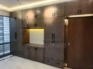 গুলশানে সুসজ্জিত সেমি-ফার্নিশড ব্র্যান্ড নিউ অ্যাপার্টমেন্ট ভাড়া