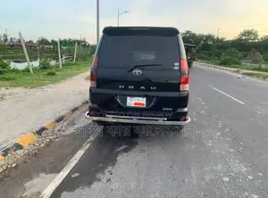 টয়োটা নোয়া এক্স ২০০২