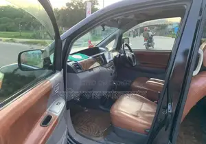 টয়োটা নোয়া এক্স ২০০২