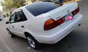 টয়োটা স্প্রিন্টার এক্সই ভিন্টেজ সেলুন ২০০০