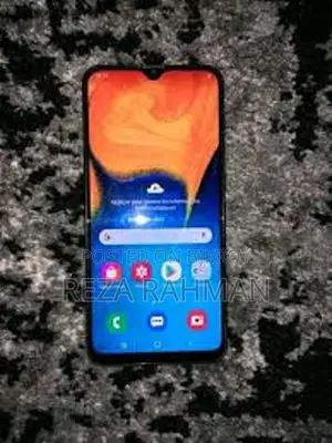 Samsung Galaxy A20 Good (Used)