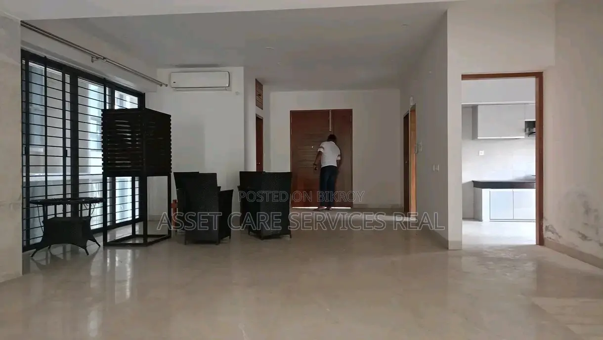 গুলশানের নাভানা-তে ৪ বেডরুমের অ্যাপার্টমেন্ট ভাড়া হবে