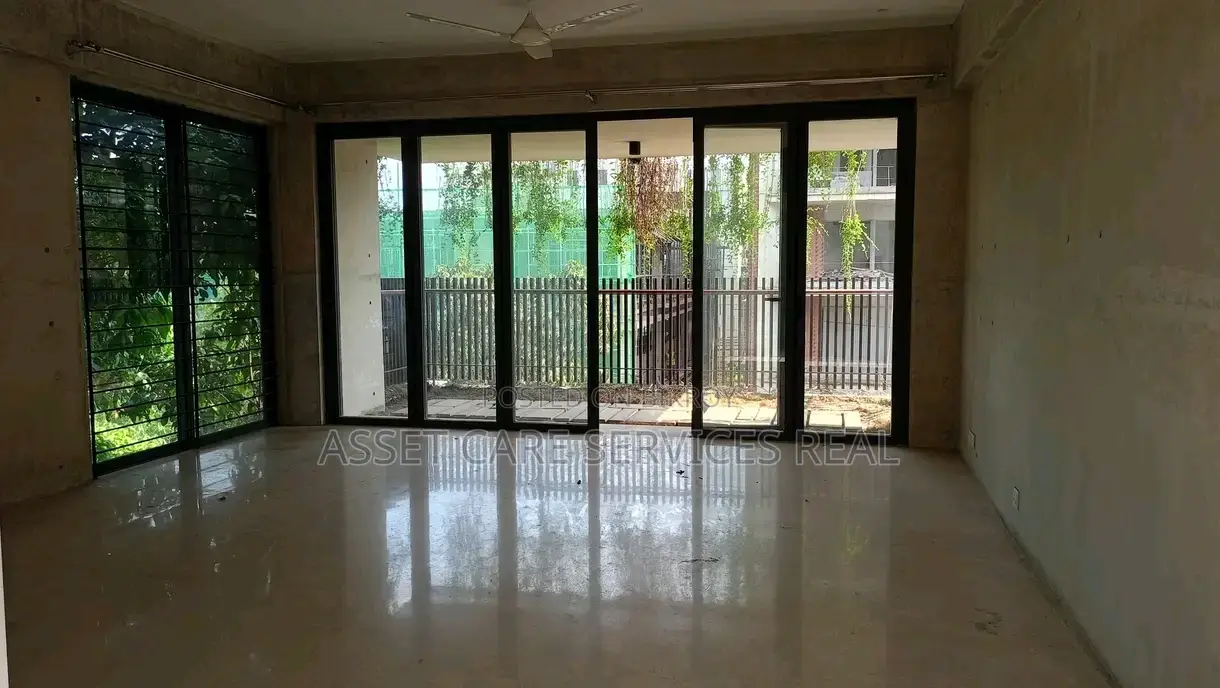 গুলশানের নাভানা-তে ৪ বেডরুমের অ্যাপার্টমেন্ট ভাড়া হবে