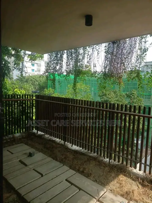 গুলশানের নাভানা-তে ৪ বেডরুমের অ্যাপার্টমেন্ট ভাড়া হবে