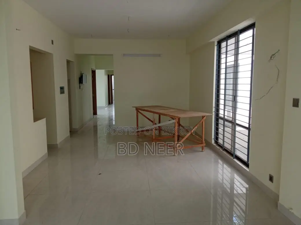 excellent 4 Bed room 4000 sft apt rent in Gulshan 2
