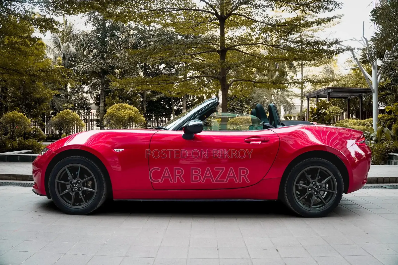 Mazda MX-5 Roadster Convertible 2016