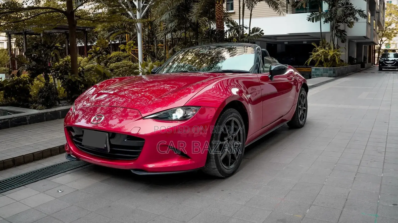 Mazda MX-5 Roadster Convertible 2016