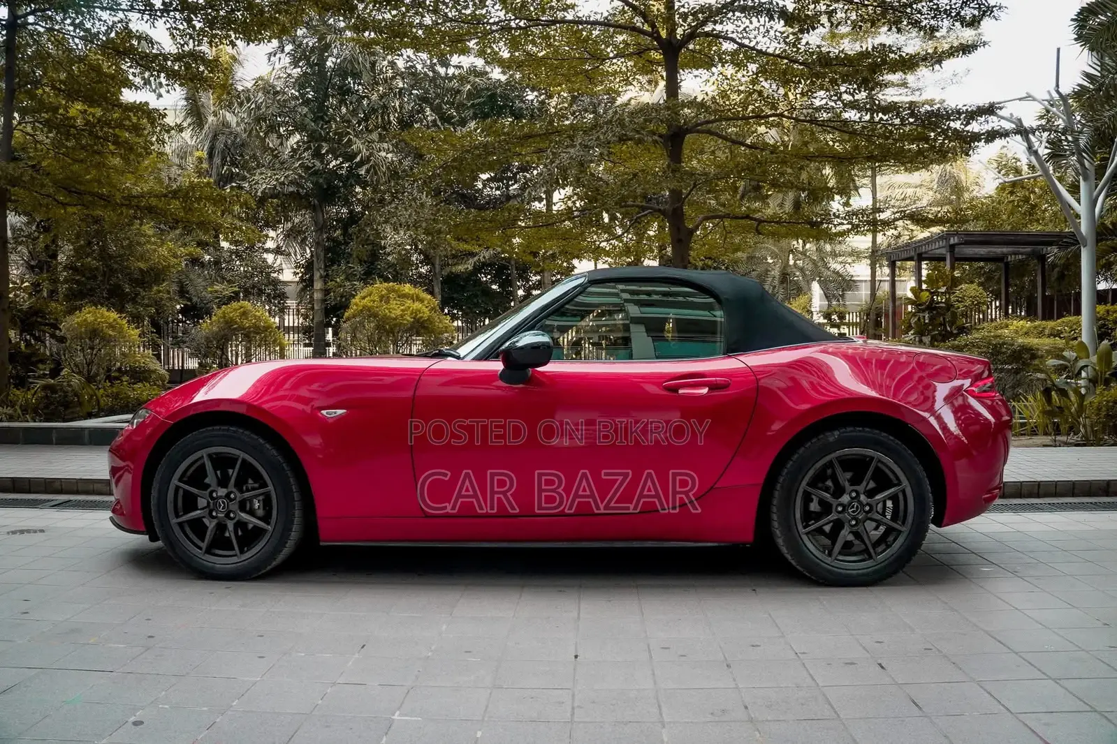 Mazda MX-5 Roadster Convertible 2016