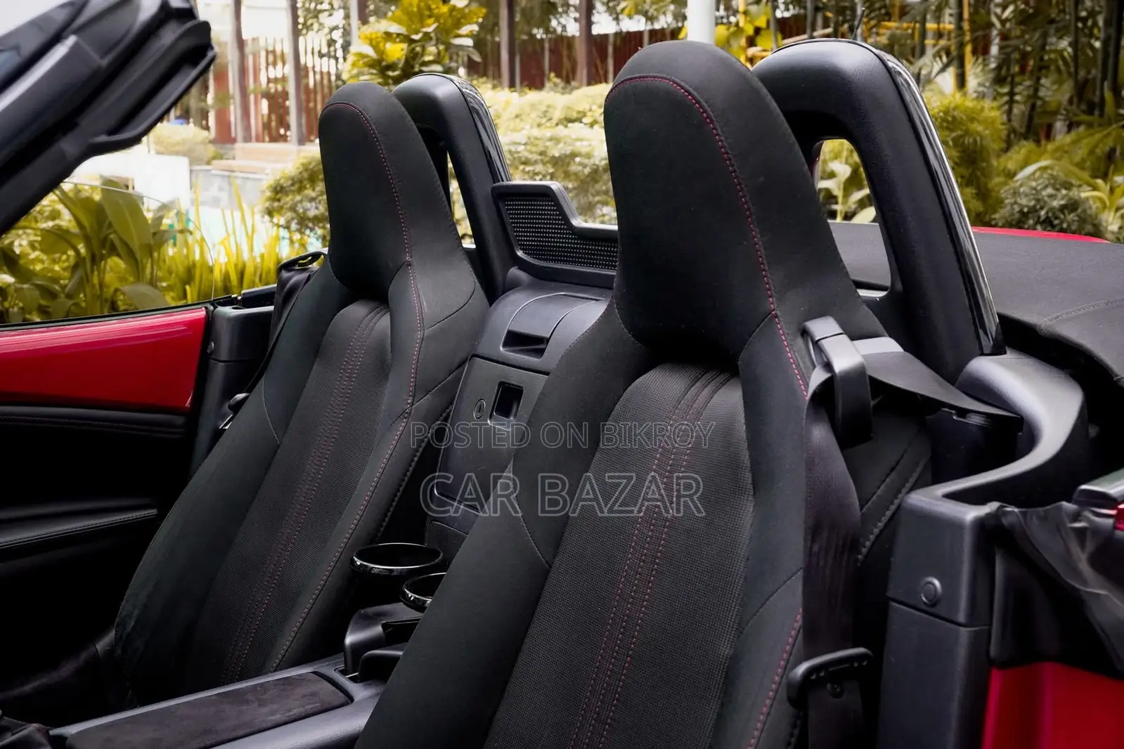 Mazda MX-5 Roadster Convertible 2016