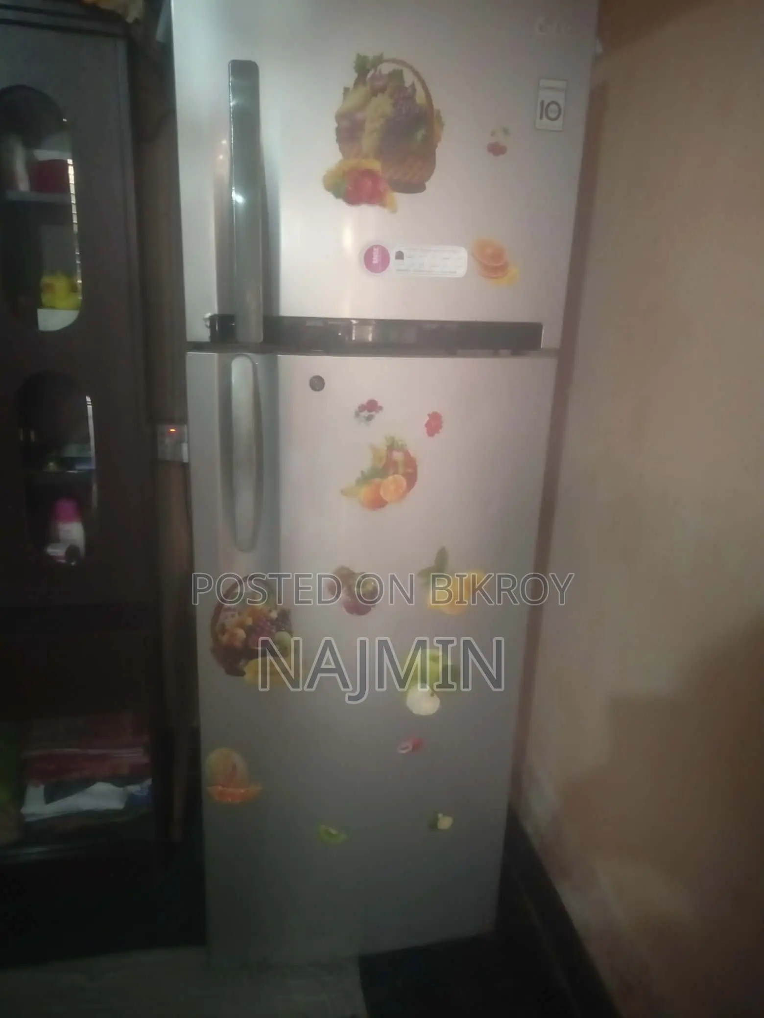 Lg Fridge 6/7 Yrs