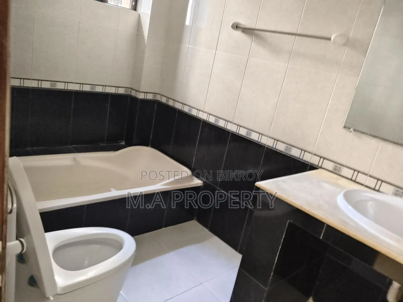 Rent Apartment 3-bedroom New Decorated
