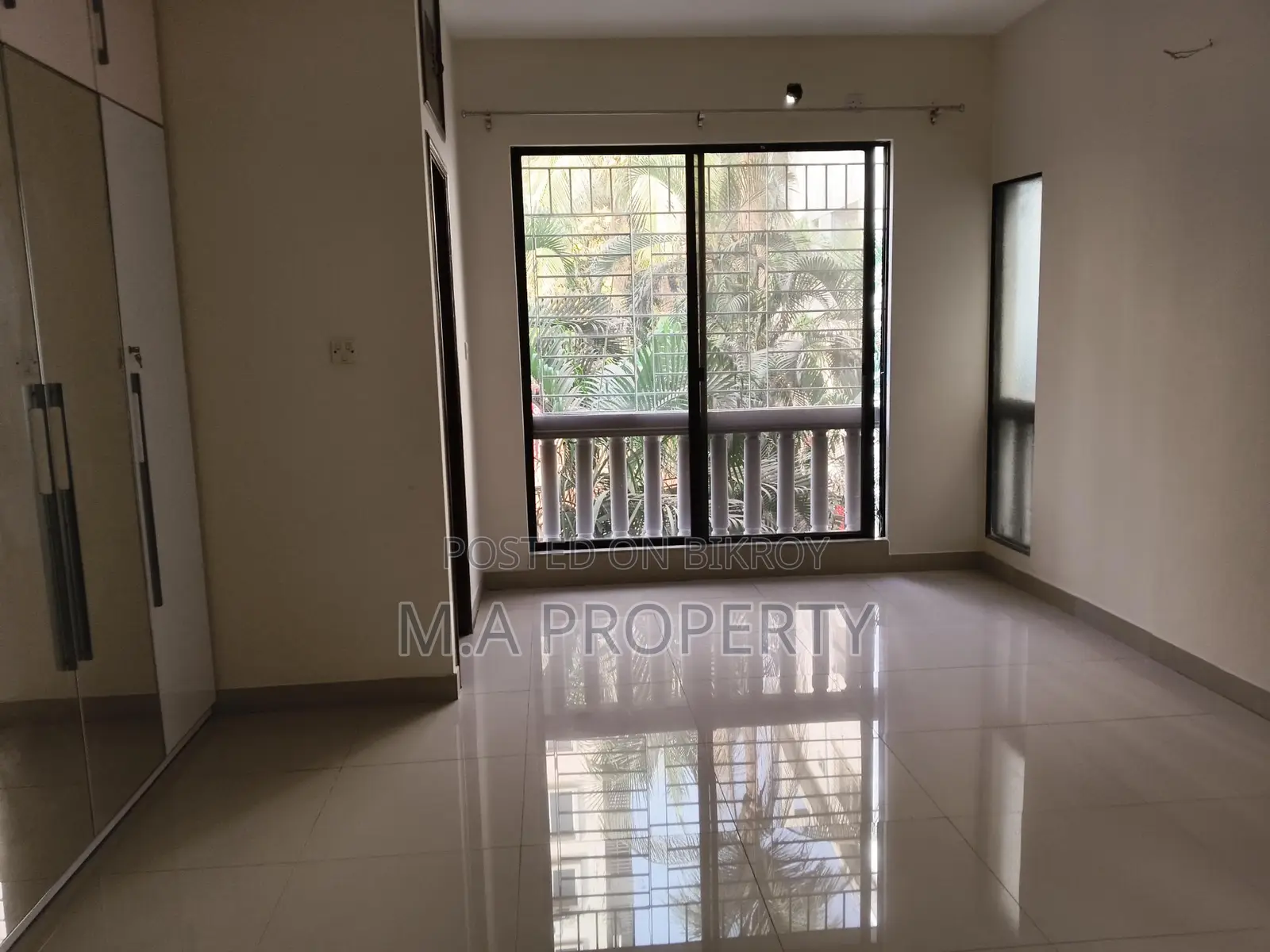 Rent Apartment 3-bedroom New Decorated