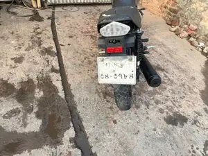 Honda CB 125F . 2015
