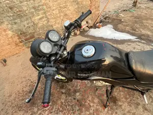 Honda CB 125F . 2015
