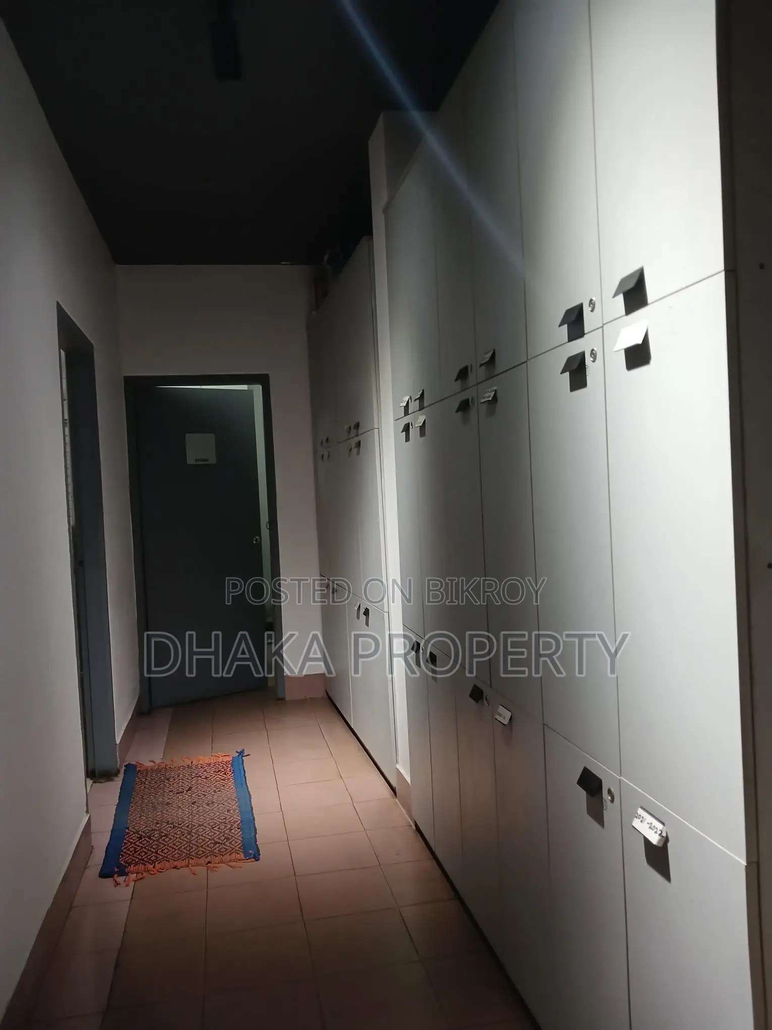 বনানী বাণিজ্যিক এলাকায় ৭০০০ বর্গফুটের বিলাসবহুল ডেকোরেটেড অফিস ভাড়া হবে
