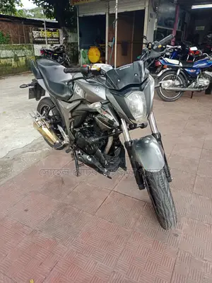 Suzuki Gixxer 2019