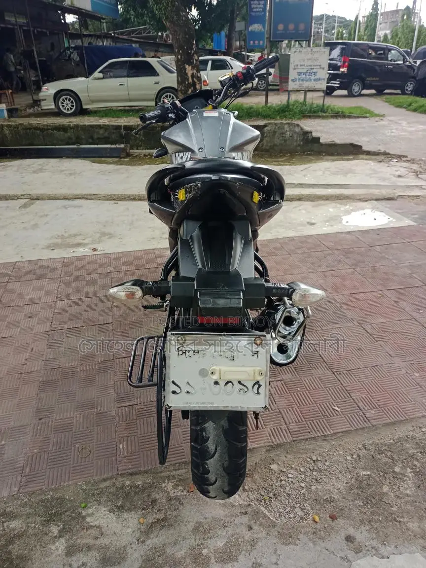 Suzuki Gixxer 2019