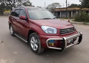 টয়োটা আরএভি৪ জে প্যাকেজ ১.৮ লিটার এসইউভি ২০০৫