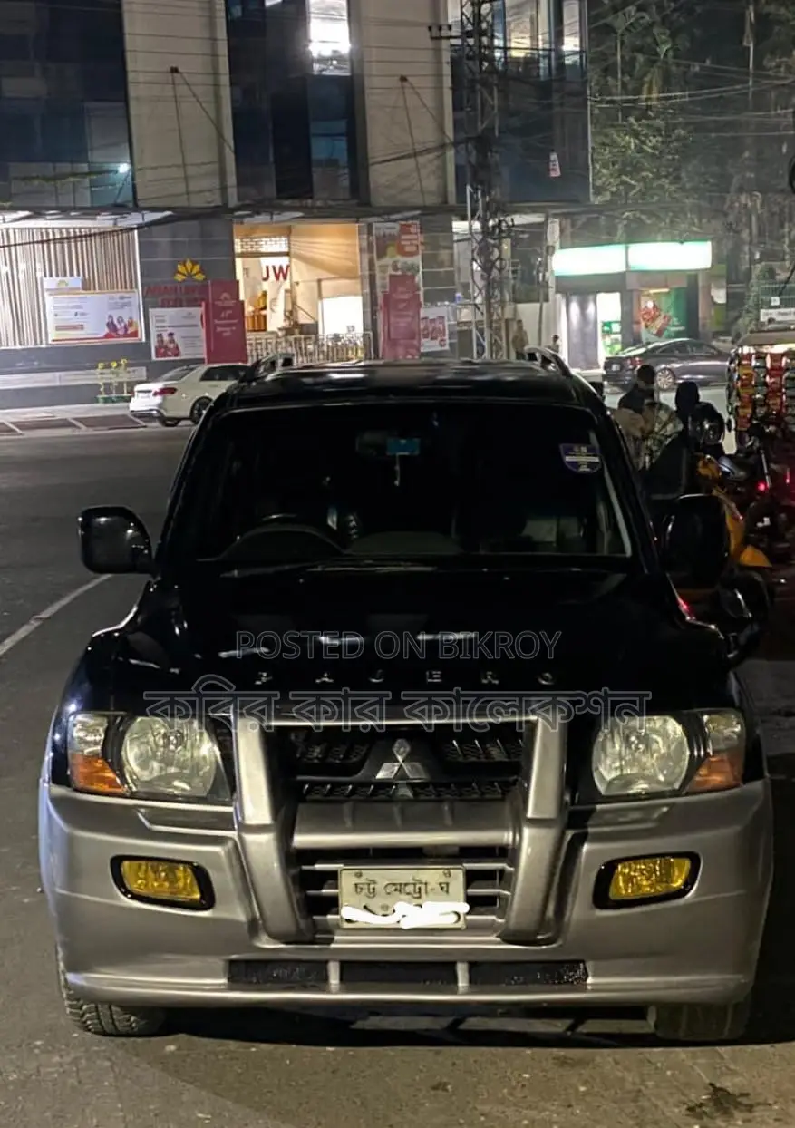 Mitsubishi Pajero V73 2003