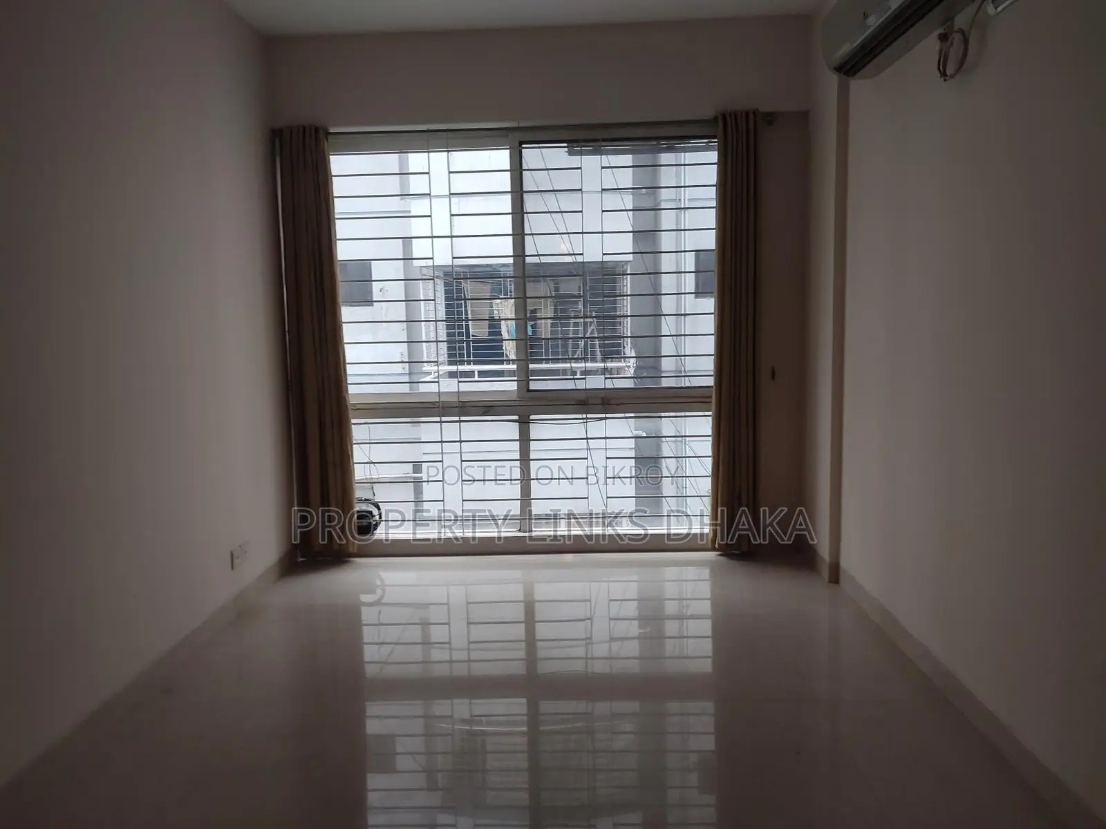 Baridhara Brand New Furnished Flat