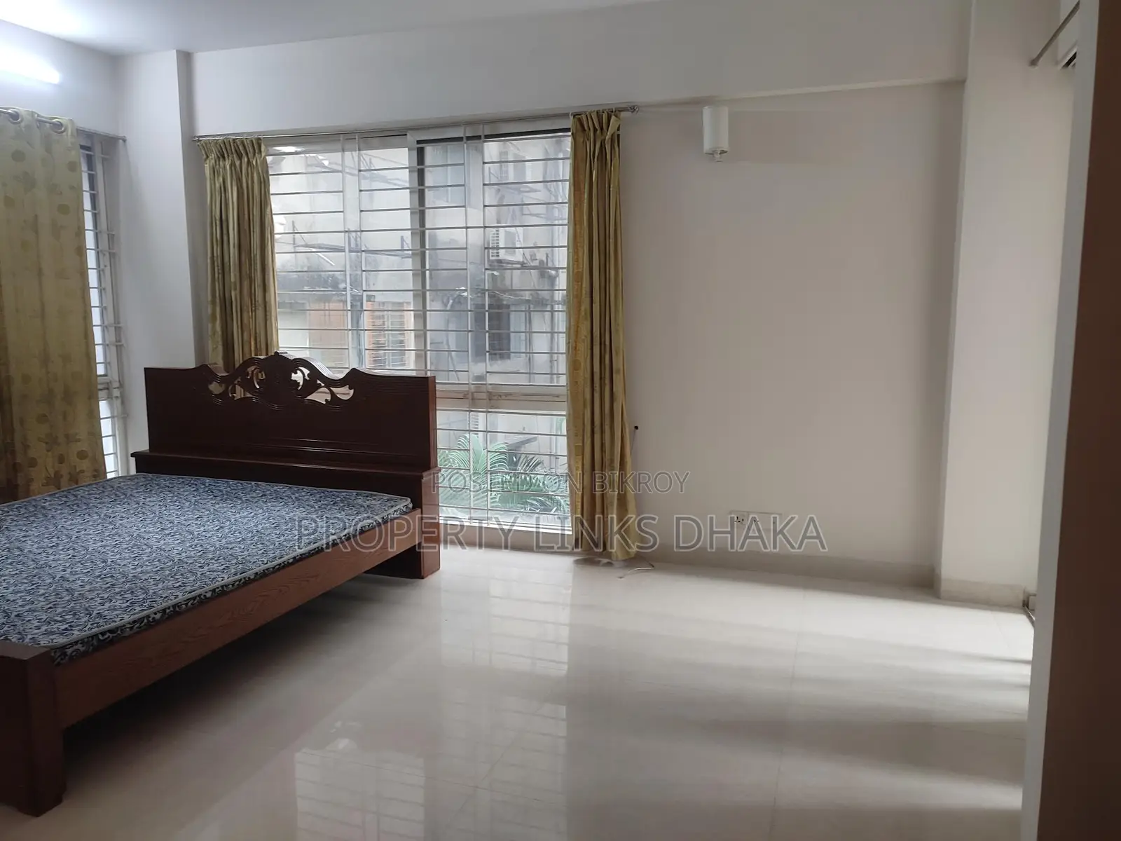 Baridhara Brand New Furnished Flat
