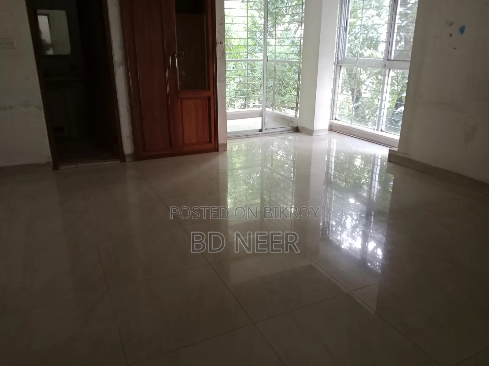 very nice 4 Bed room apt available in Gulshan
