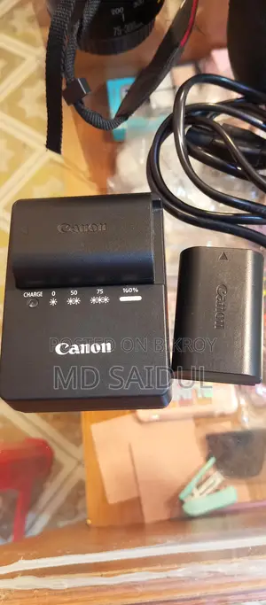 Canon EOS 7D DSLR