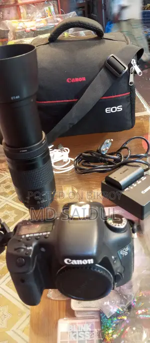 Canon EOS 7D DSLR